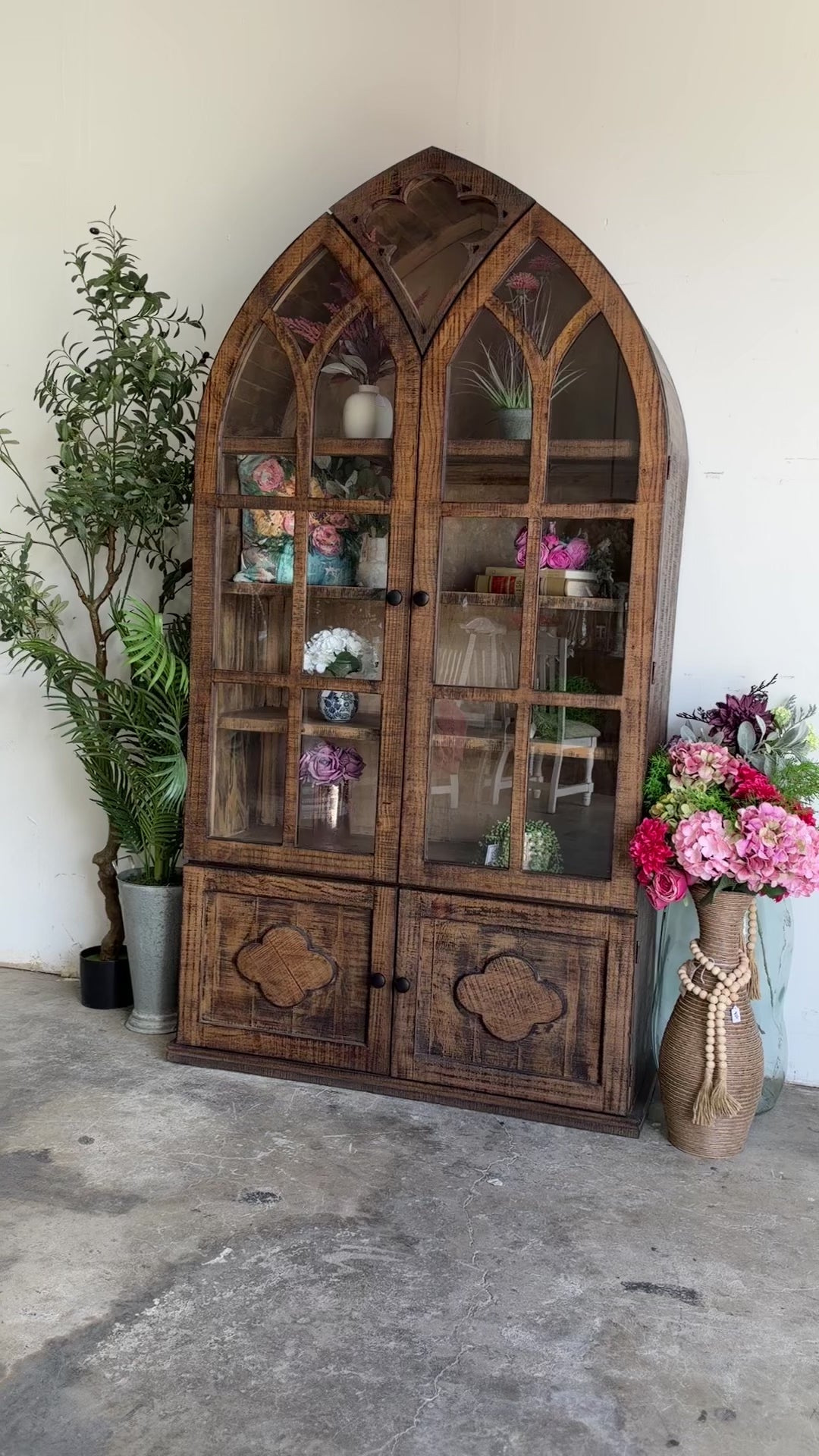 Cathedral Dome Vitrine-Honeywood