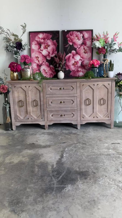 Cora Console-Soft Drift™