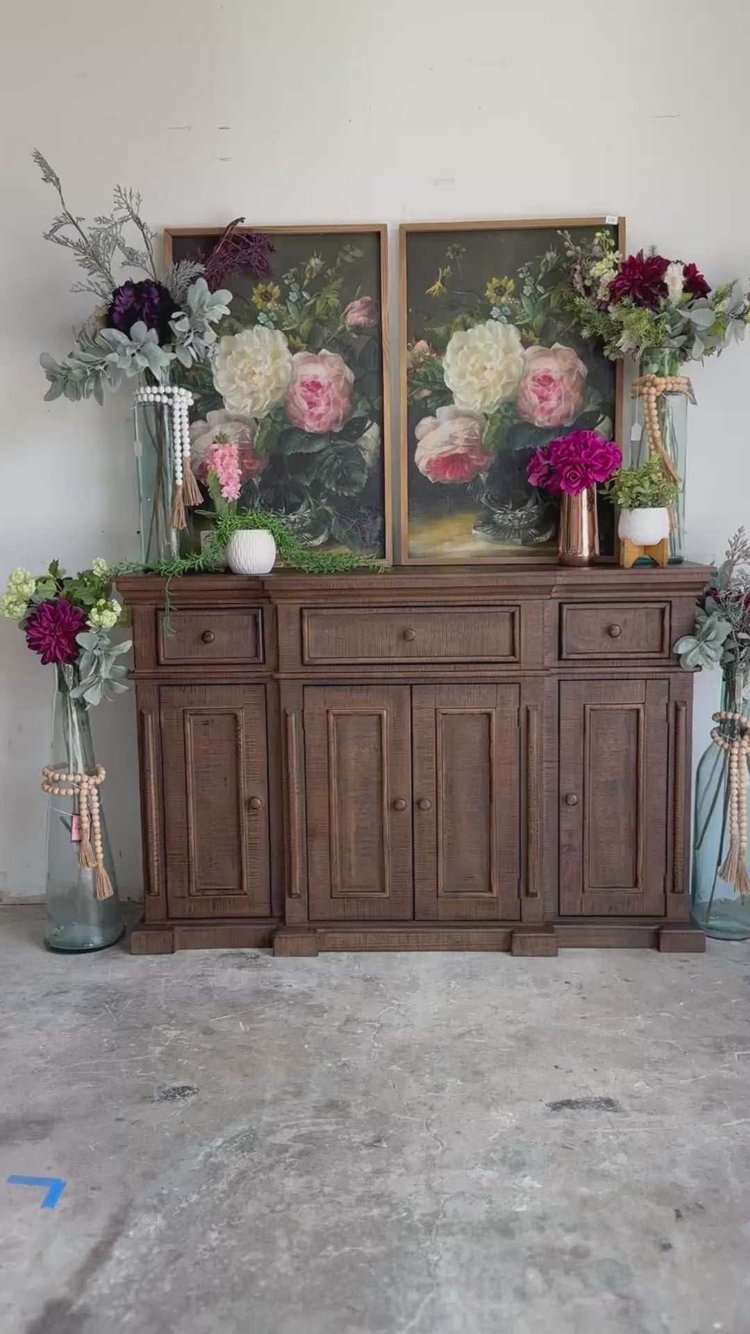 Lindsey 4-Door Console-Honeywood™