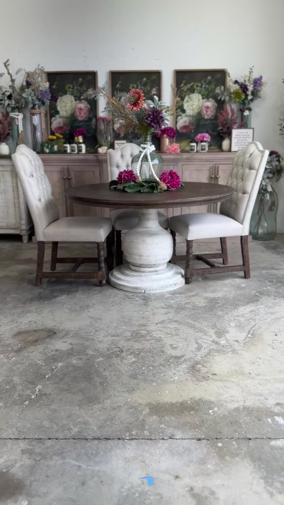 Lilly 54" Round Pedestal Dining Table-White Wheat/Honeywood