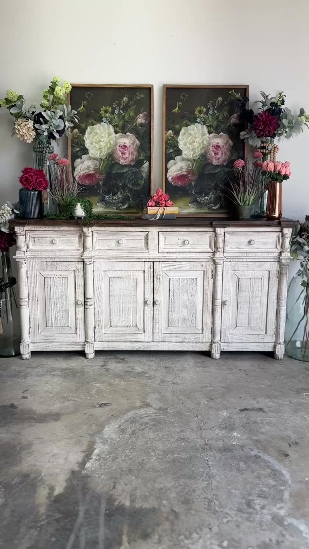 Novah 4-Door Console-Toasted Wheat/Honeywood