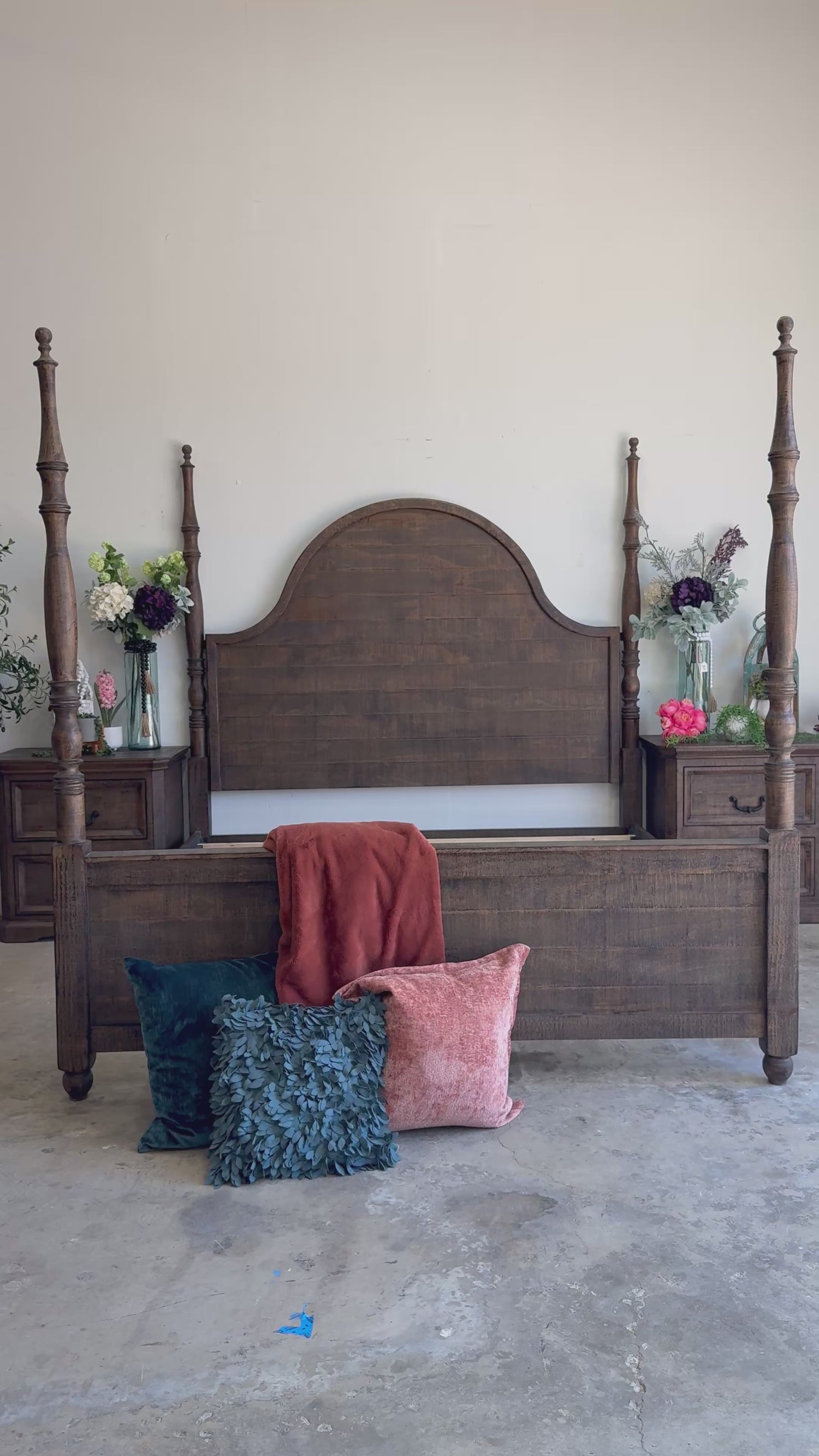 Willow King 4 Poster Bed-Honeywood™