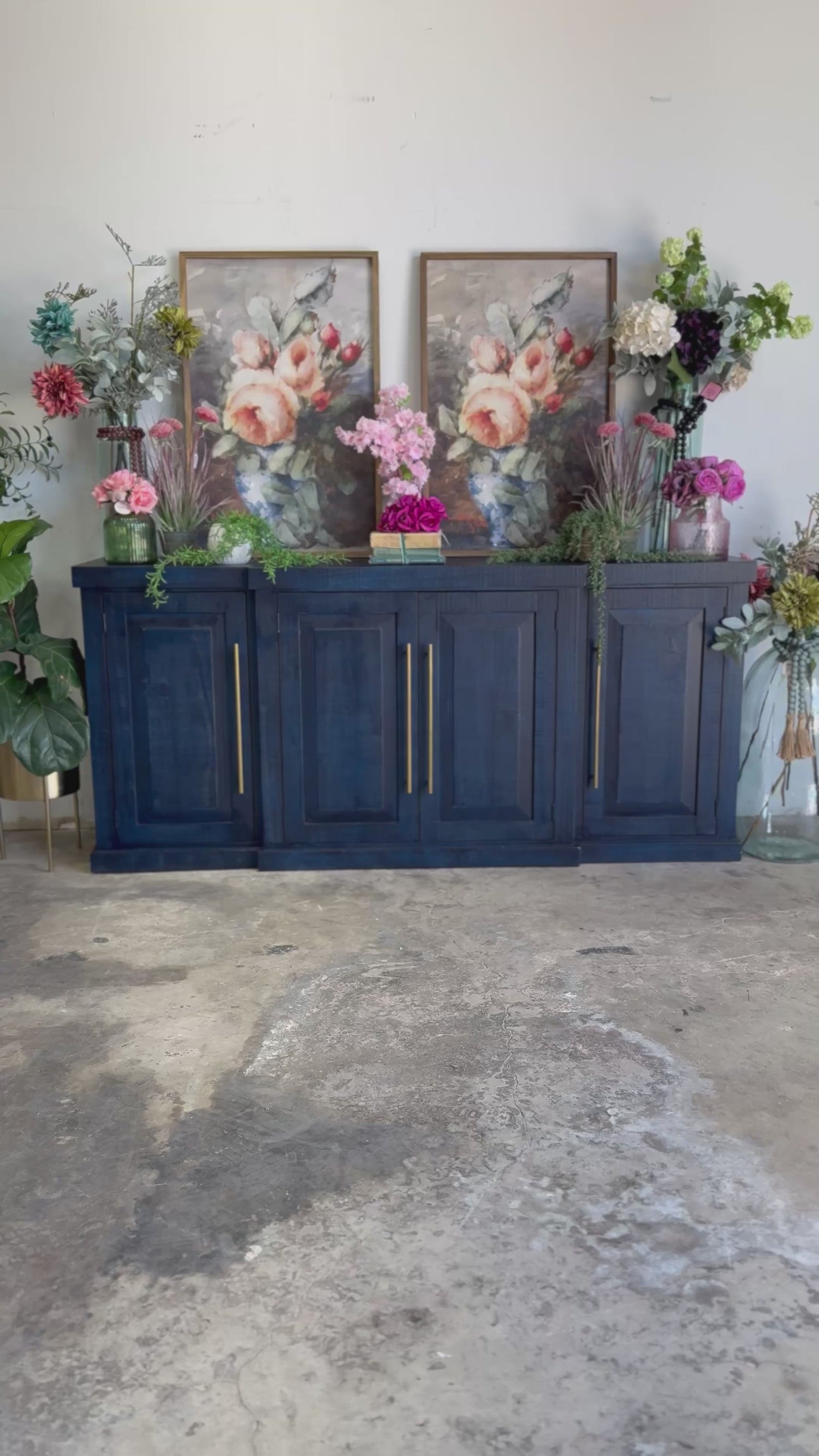 Cyra 4 Door Console-Deep Blue/Gold