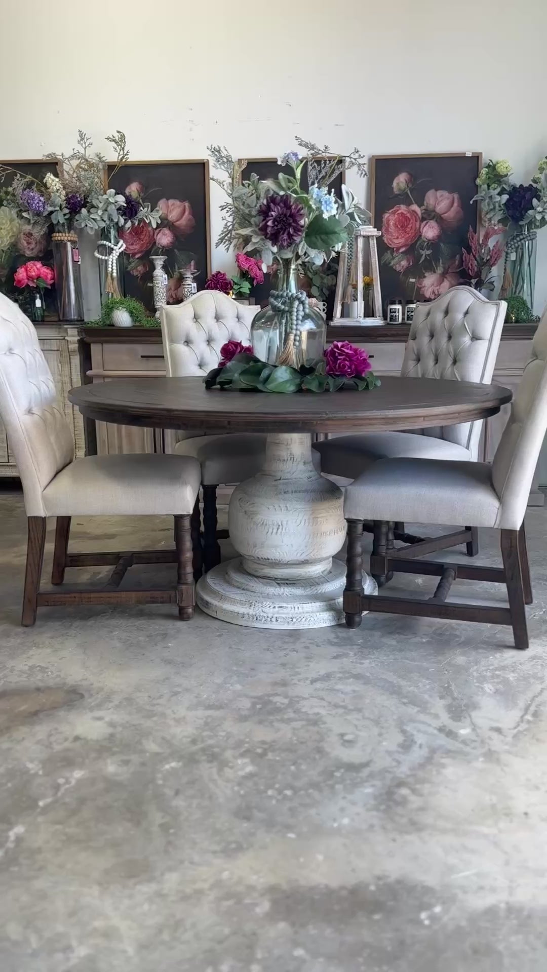 Lilly 60" Round Pedestal Dining Table-White Wheat/Honeywood™