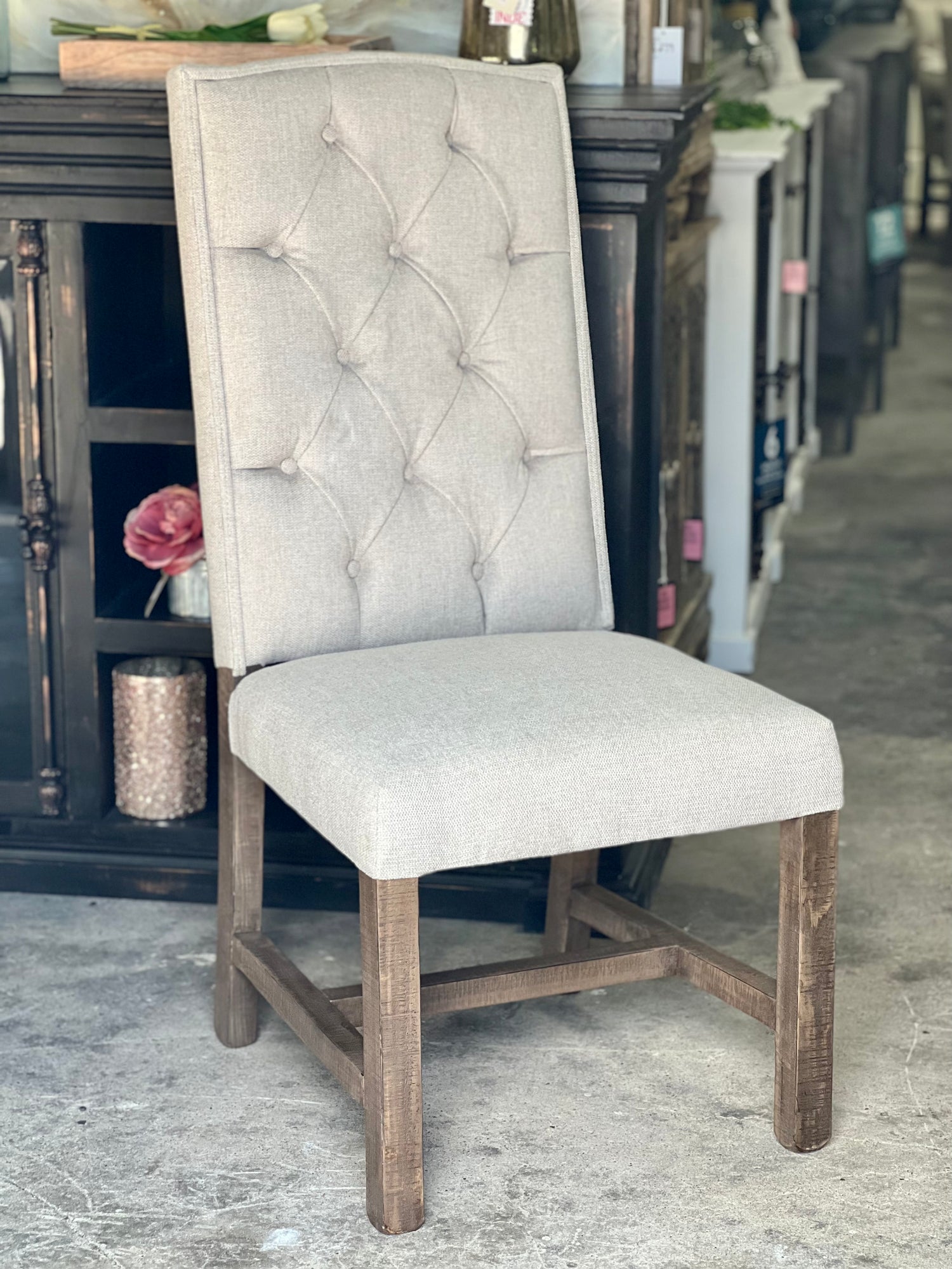 Ivory wood dining chairs 2025